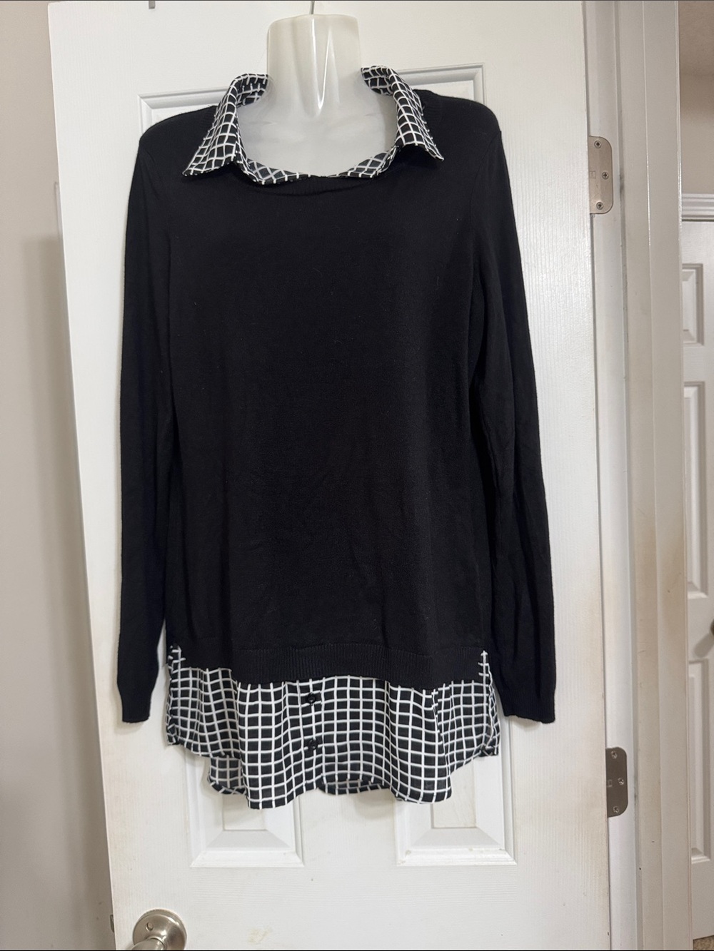 Adrianna Papell Black Layered Knit Top with White Grid-Print Collar & Hem